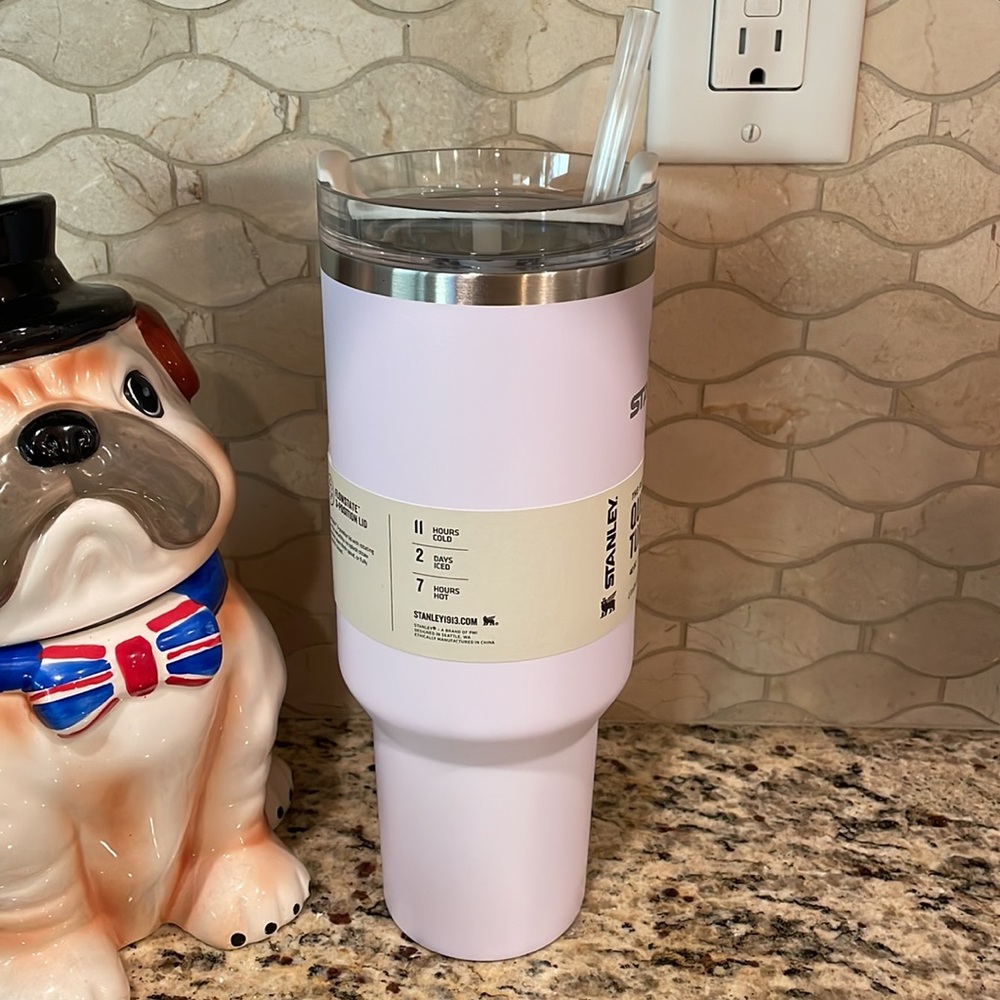 Stanley the flowstate quencher H2.0 tumbler in wisteria colorblock - Picture 4 of 5